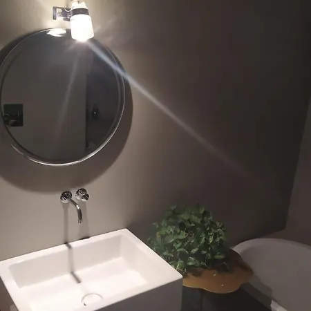 Privata Con Bagno E Garage 民宿 *